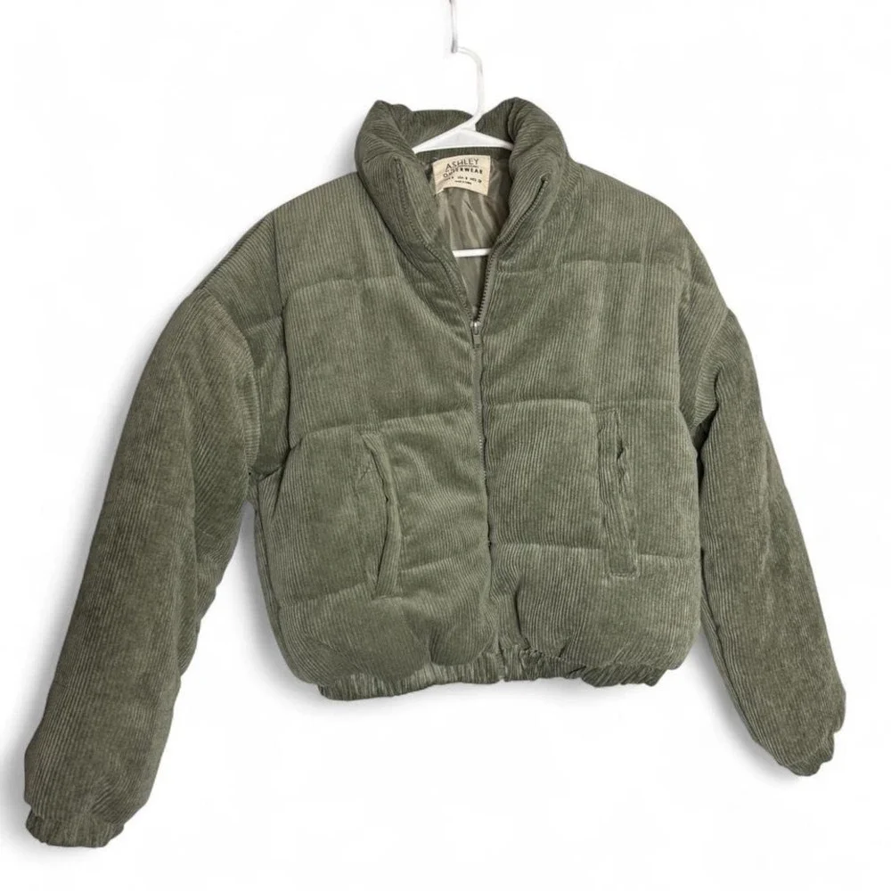 Green Corduroy Puffer Coat‎